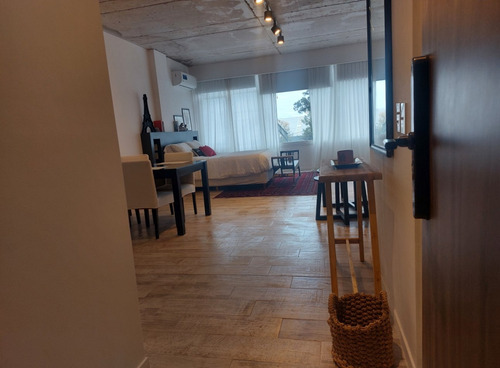 Departamento Alquiler Delta Center, Tigre, Oficina