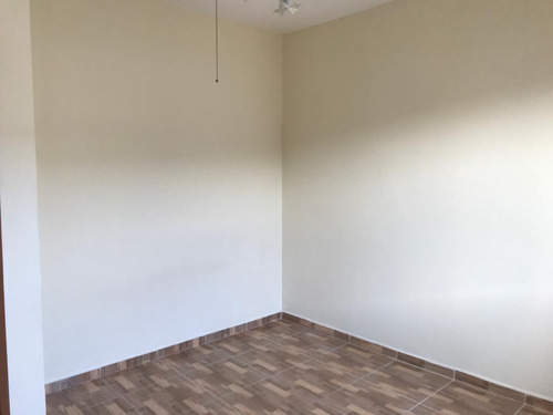 Imagem 6 de 14 de Apto 2 Quartos E 2 Banheiros Para Alugar No Morro Da Glória!