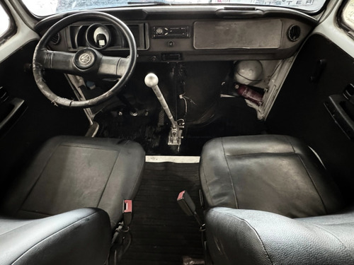 Volkswagen Kombi 1.4 MI FURGÃO 8V FLEX 3P MANUAL