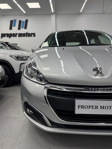 Peugeot 208 1.6 Allure