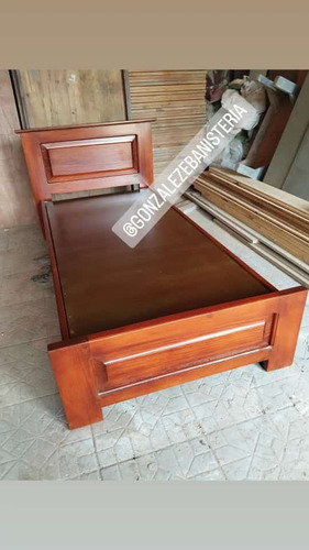 Cama De Niños En Madera Pequeña