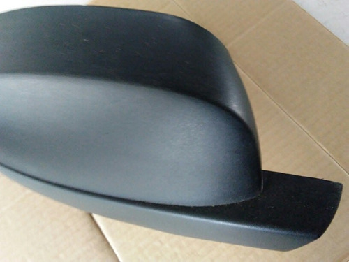 Imagen 2 de 5 de Tapa Casco Silverado Fibra 2008 2009 2010 2011 Derecho