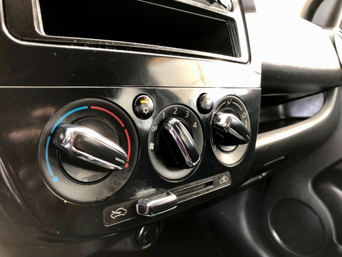 Imagen 10 de 15 de Dodge Attitude Se T/m 2019