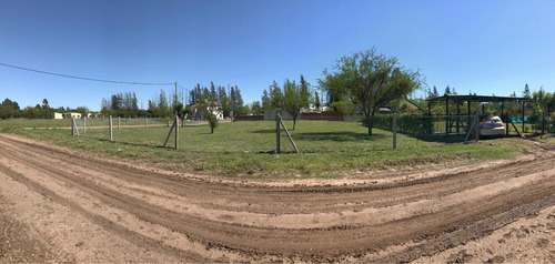Imagen 8 de 14 de 2 Cabañas Con Terreno De 2500 M2. En Federacion Norte E.r
