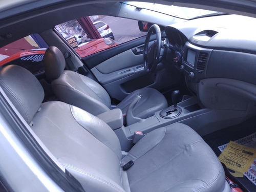 Imagem 10 de 12 de Kia Magentis Ex 2.0 16v (aut) Gasolina Automático