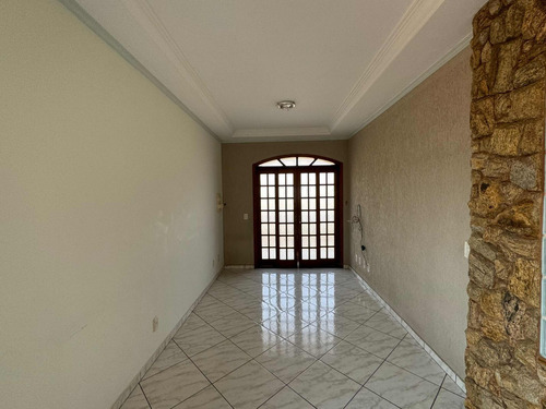 Sobrado Comercial E Residencial Para Locacao Em Valinhos