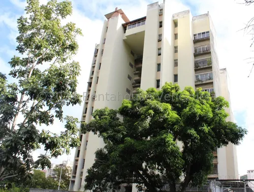 Apartamento En Venta. Res. Marlene. Santa Paula. Cecilia Gutierrez. 25-15158