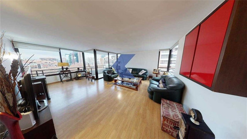 Departamento En Venta De 4 Dorm. En Vitacura