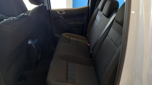 Imagen 11 de 16 de Ford Ranger Xlt 3.2 At (financia $4.000.000 Con Tasa 19.90%)