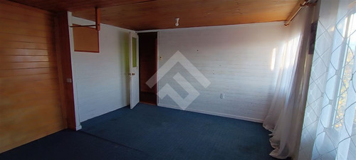 Casa En Venta De 3 Dorm. 2 Baños En Maipú