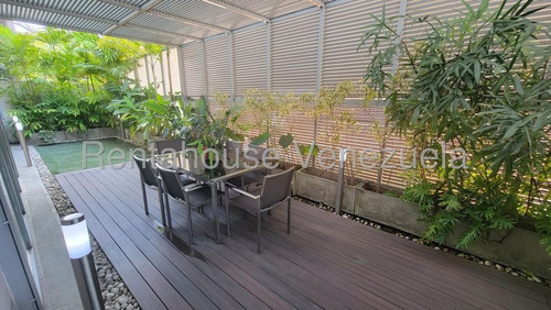 Apartamento ( 2 Niveles/ Amoblado/ Remodelado) Venta La Castellana Mls-25-16876