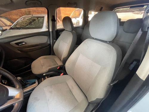 Imagem 12 de 15 de Chevrolet Spin Ltz 1.8 Flex 7l Completa 2016 Autos Rr
