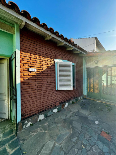 Casa En Derqui Centro Pilar Apta Credito