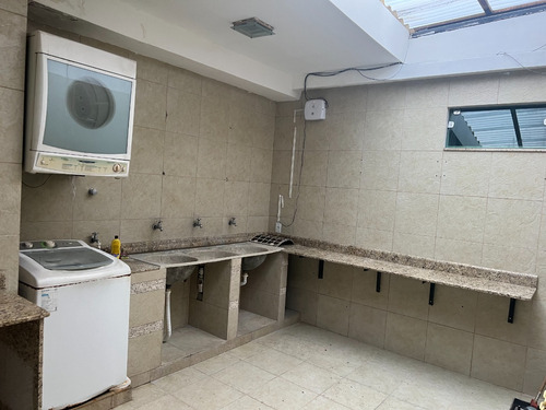 Linda Casa E Confortável Com Vista Panorâmica Em Manaus Em Condominio Fechado Em Adrianopólis, Bairro Nobre Da Cidade.