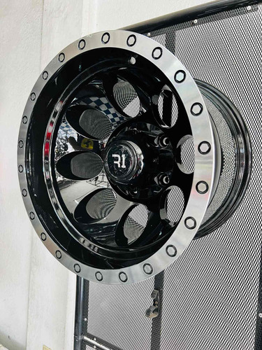 Rines 15x10 5-139.7 Ford Y Dodge De 5 Birlos De Masa Gra Msi