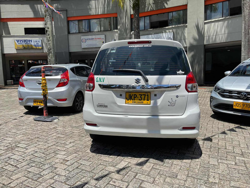 Imagen 4 de 10 de Suzuki Ertiga 1.4 Mpv 2018