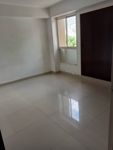 Imagen 8 de 13 de Apartamento En Montalban I
