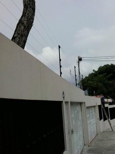 Imagen 3 de 10 de Reparación Cercas Eléctricas, Alarmas, Cámaras, Navaja,