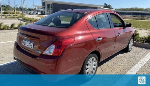 Nissan Versa Advance M/t 1.6 2016