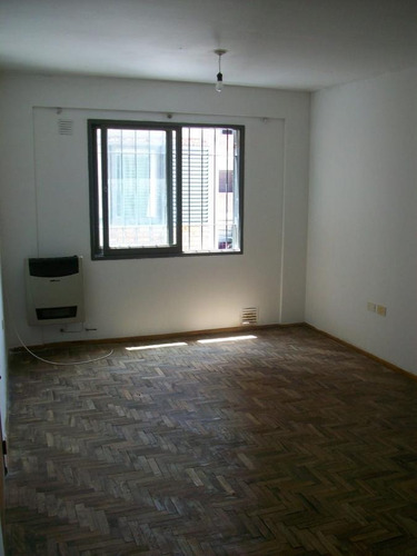 Imagen 8 de 25 de Departamento - Alberdi