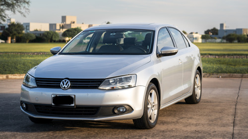 Volkswagen Vento 2.5 Luxury 170cv