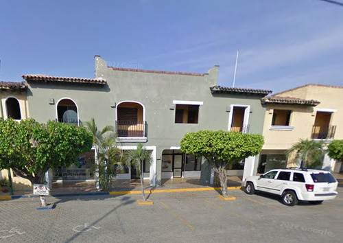 Venta De Casa En Av. Francisco Medina Ascencio 2899, Isla Iguana, 48335 Puerto Vallarta, Jal.