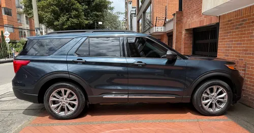 Ford New Explorer Xlt 2.3 4x4 7psj 2023