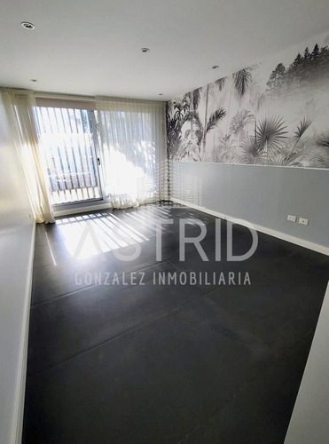 Venta De Casa 7 Ambientes O Mas En El Yacht, Tigre