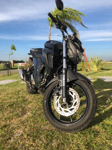 Yamaha Fz25