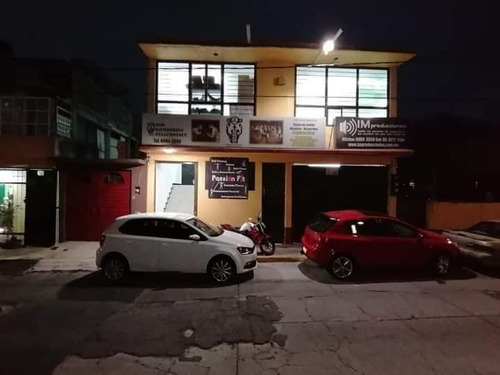 En Venta Bodega Para Almacenaje Y Oficinas Al Sur De La Ciudad