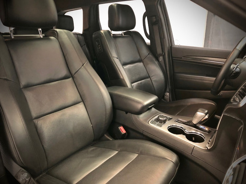 Imagen 8 de 15 de Jeep Grand Cherokee Limited 2018 Autodrive