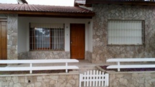 Imagen 1 de 23 de V071 - Muy Buena Casa En Venta, Cerca Del Mar, Excelente Estado