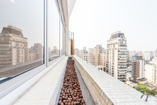 Imagem 5 de 8 de O Apartamento Conta Com Os Acabamentos Top De Linha Do Mercado, Sendo Piso De Madeira Maciça Indusparquet, Metais Hansgrohe, Iluminação 100% Led, Pisos Molhados Decortiles, Cooktop - Ap00996 - 700848