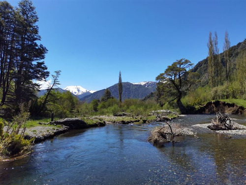 Terreno 7.000 M2 Orilla De Río, Caracoles, Malalcahuello