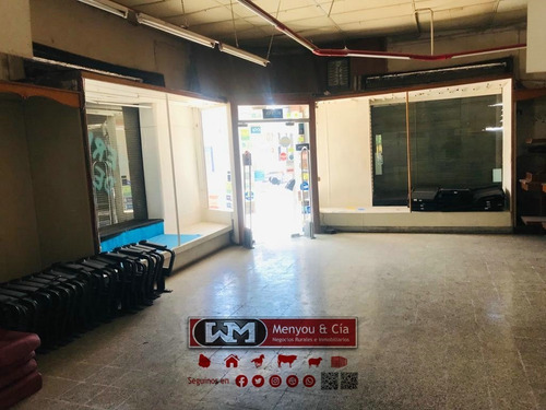 Venta Local Comercial Esquina Con Apartamento En Trinidad Flores Céntrico Ideal Amplio Proyecto O 4 Unidades