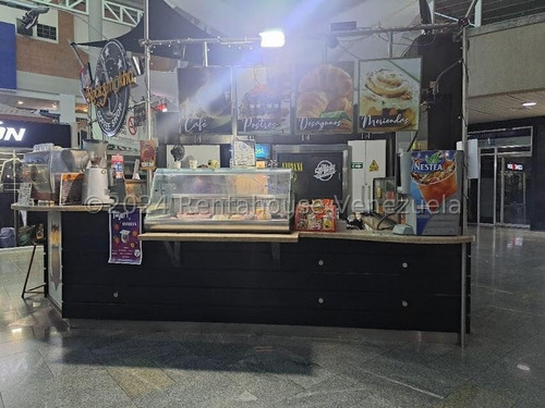 Fondo De Comercio Totalmente Operativo En El Rubro De Alimentos Y Bebidas En Un Centro Comercial De Alto Trafico Y Prestigio En La Zona De La Granja Del Municipio Naguanagua.