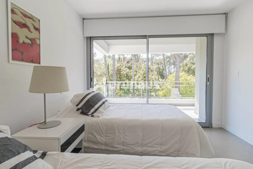 Alquiler Apartamento Dos Dormitorios Punta Del Este Edificio Rincon Del Bosque