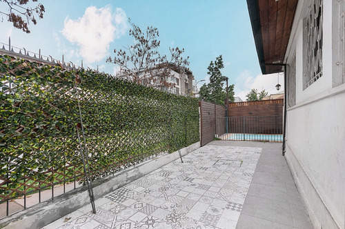 Casa Amplia Y Remodelada-sector Pedro Valdivia-plaza Zañartu