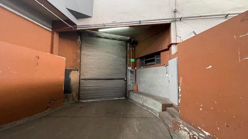 Imagen 3 de 16 de Galpón - Barracas