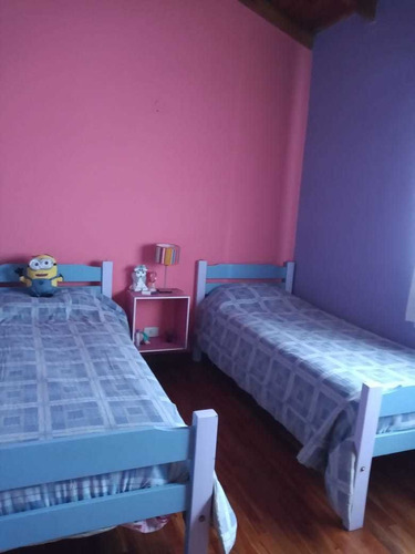 Imagen 11 de 14 de Triplex -4 Amb. 2 Dorm.-2 Baños-playroom-cochera-fdo. Libre