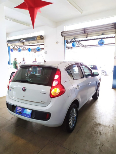 Fiat Palio Essence 1.6 Flex 2014