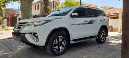 Toyota Sw4 2.8 Srx 177cv 4x4 7as At 2018