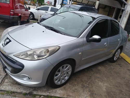 Peugeot 207 2.0 Hdi Compact Xt 2010