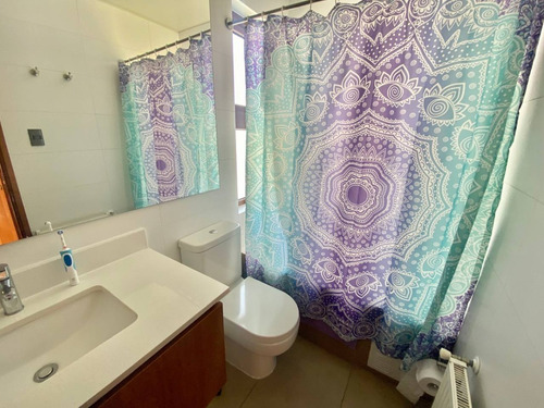 Imagen 12 de 27 de Casa En Condominio Av. La Dehesa Cercana A Colegio Huinganal