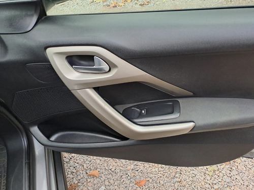 Peugeot 2008 1.6 Allure