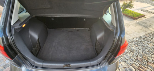 Volkswagen Suran 1.6 Comfortline 101cv