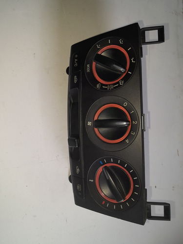 Control De Aire Acondicionado. Mazda 3 / 2.0