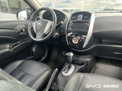 Nissan Versa 1.6 16V FLEXSTART SL 4P XTRONIC