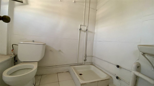Local Comercial En Arriendo En Recoleta