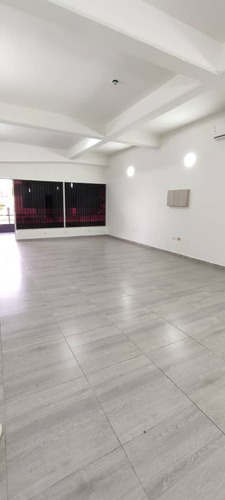 Se Vende O Alquila Local Comercial En El Cc Pinar